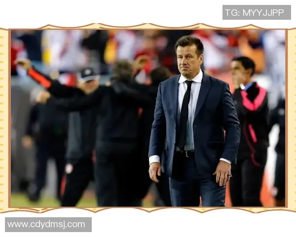 巴西足球传奇邓加的辉煌生涯与对足球的深刻影响